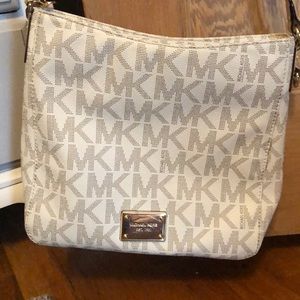Michaels Kors crossbody bag